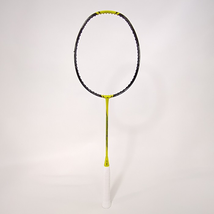 ナノフレア 1000z 超美品 4U5 （ヨネックス バドミントンラケット 