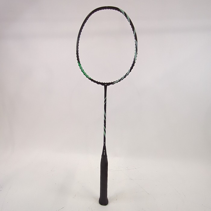 ヨネックス(YONEX)｜商品一覧