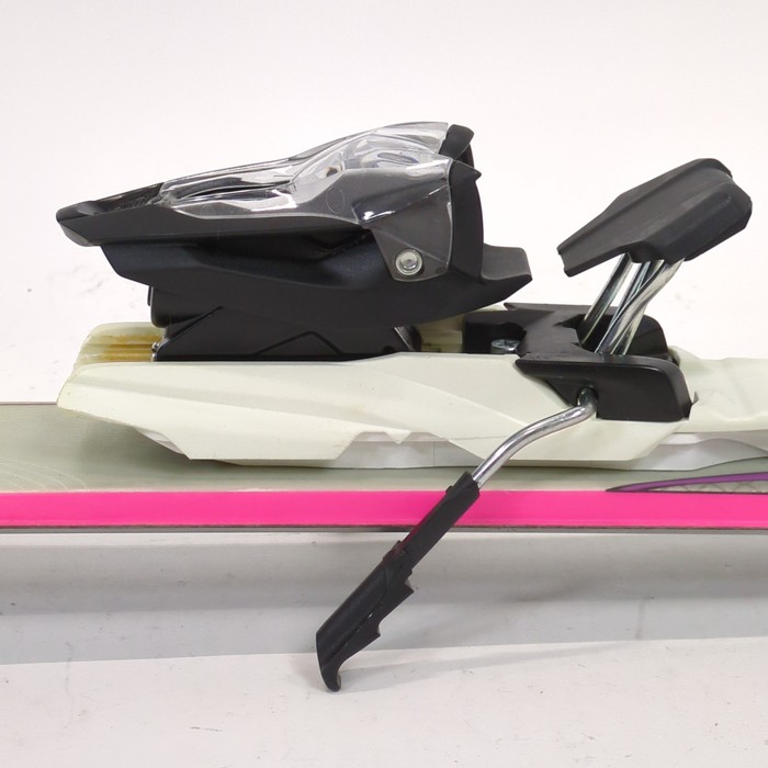 【スワロフスキー9点】　ヨット　ギター　スキー　ポット等 スワロフスキー9点】 ヨット ギター スキー ポット等 - メルカリ