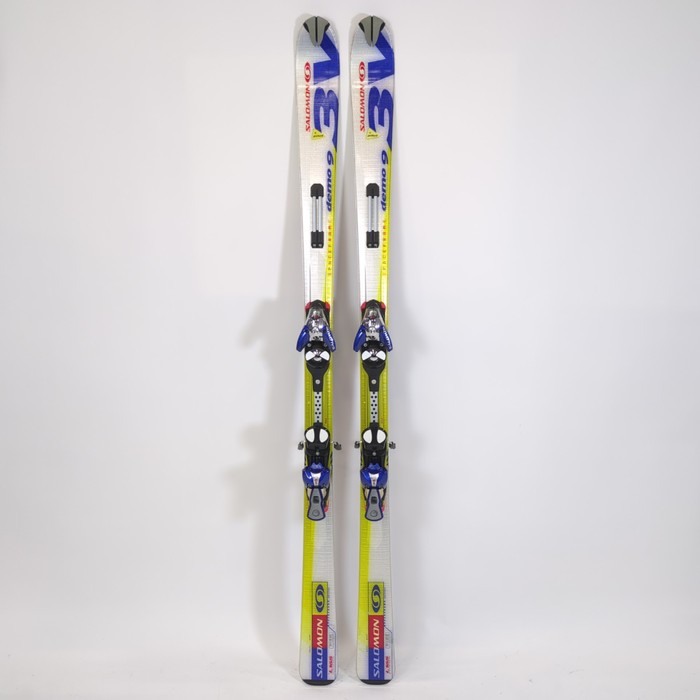 NORDICA スキー板 カラフルデザイン バインディング付き フォルクル（VOLKL）（キッズ）スキー板 ビンディングセット 旧