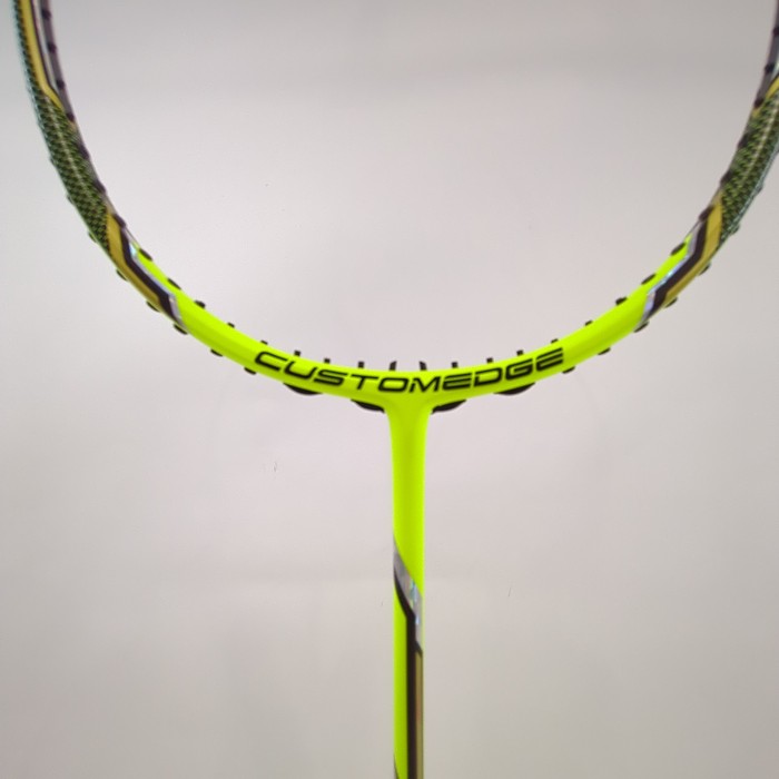 バドミントンラケット カスタムエッジ ボルトリック＆カスタムエッジ