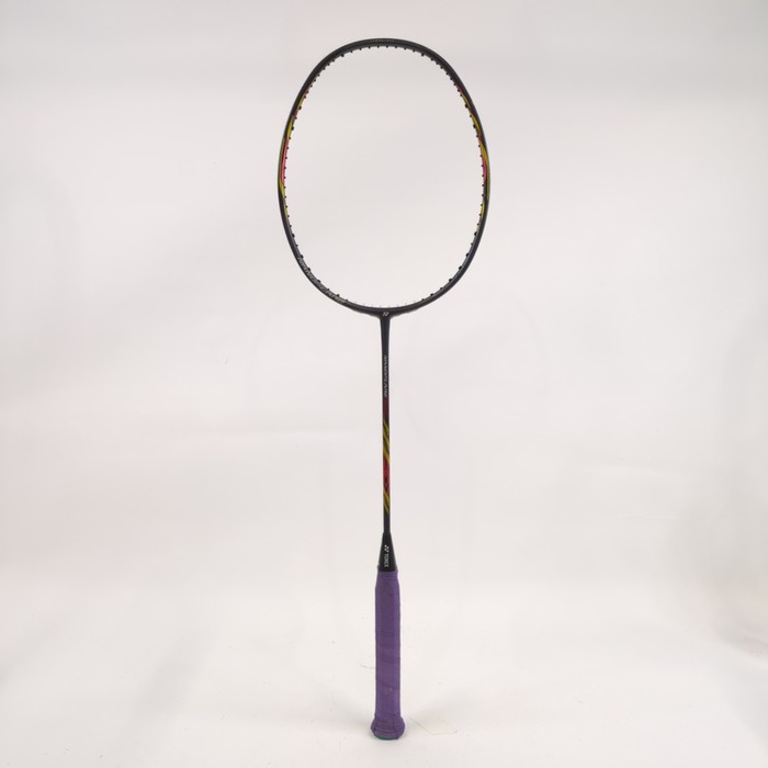ヨネックス/ナノフレア800 傷あり yonex nanoflare800pro 4u6 傷あり