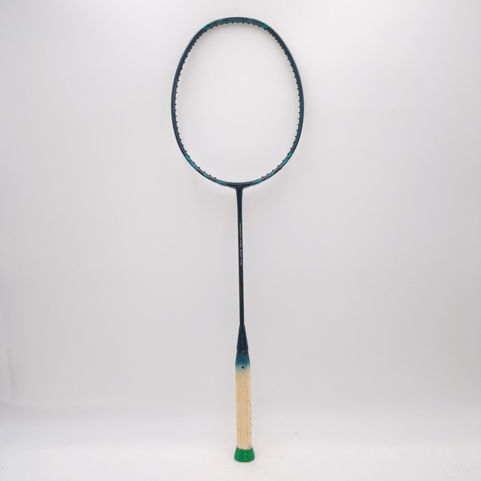 yonex nanoflare800pro 4u6 傷あり yonex nanoflare800pro 4u6 傷あり