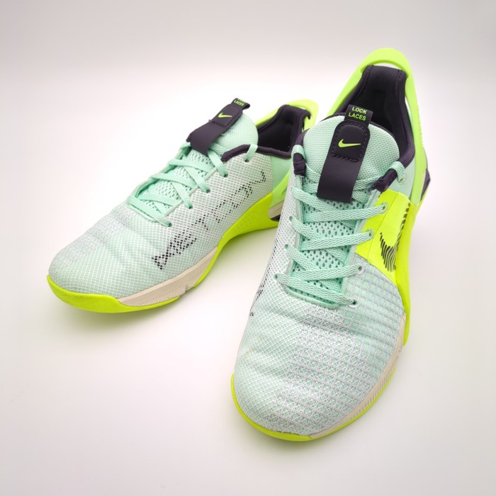 ナイキ メトコン8 フライイーズ　27.5センチ ナイキ メトコン8 フライイーズ 27.5センチ 【公式通販】