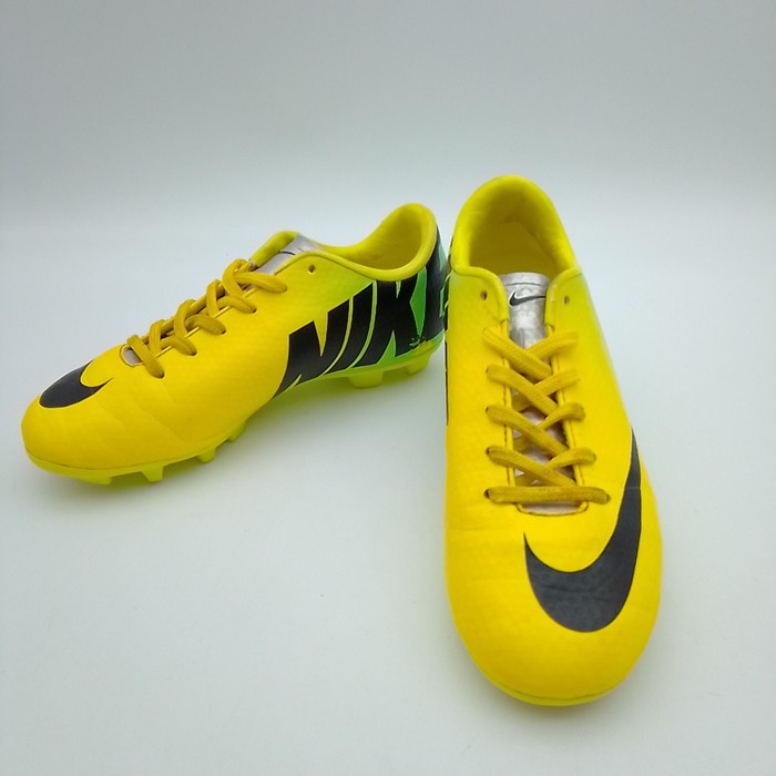新品未使用 NIKE ナイキ スパイク マーキュリアル ビクトリー IV NIKE ナイキ マーキュリアル ビクトリー IV HG V(ライトブルー